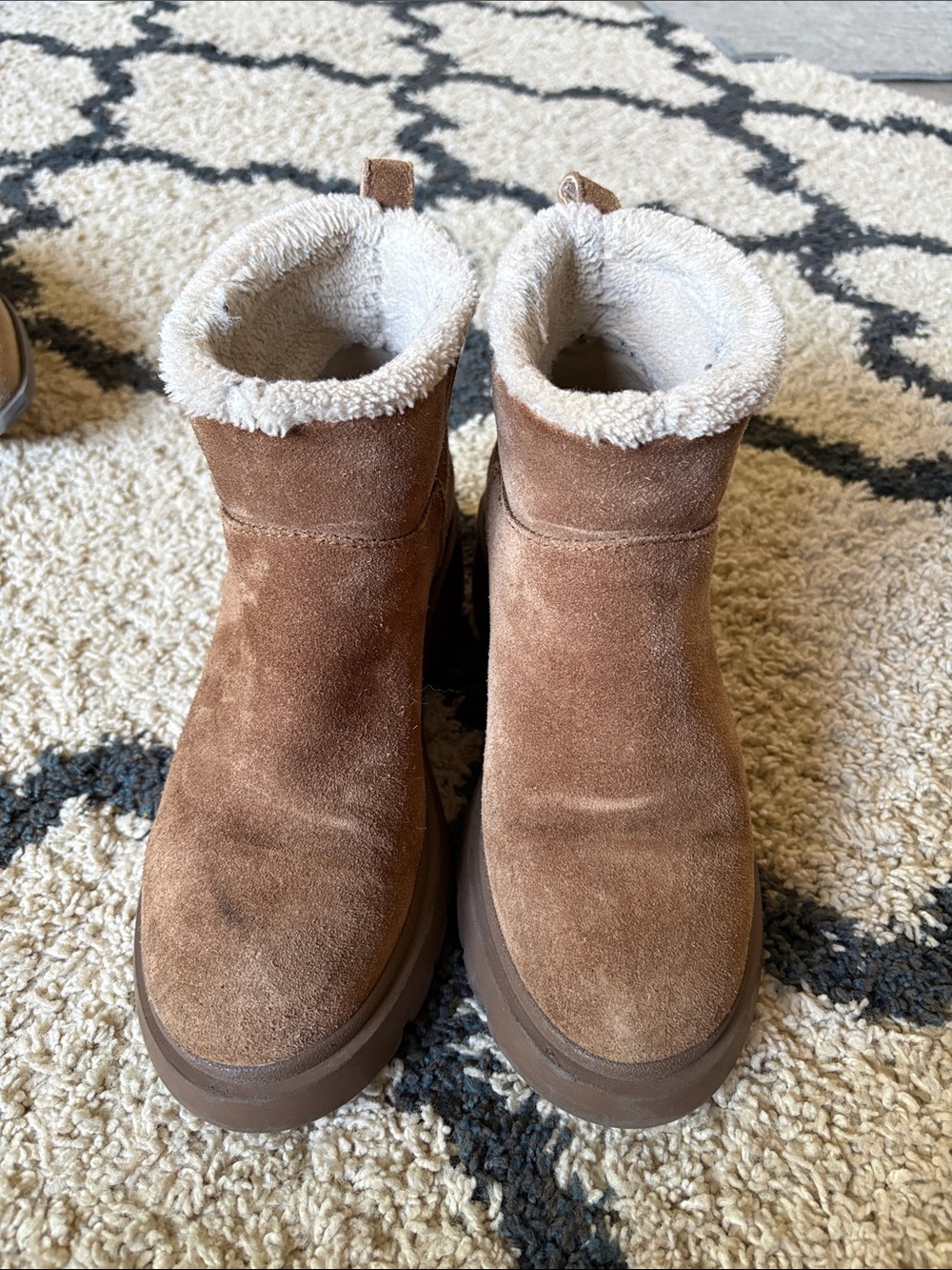 Steve Madden Hacher Brown Suede Shearling-Lined Winter Ankle Boots